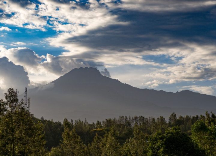 Mount Meru (2)